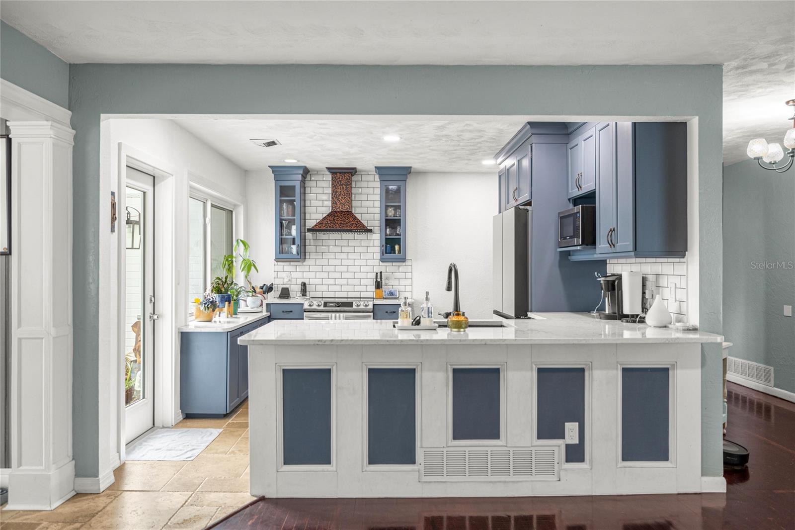 Image 12 of 58 For 1738 5th Street