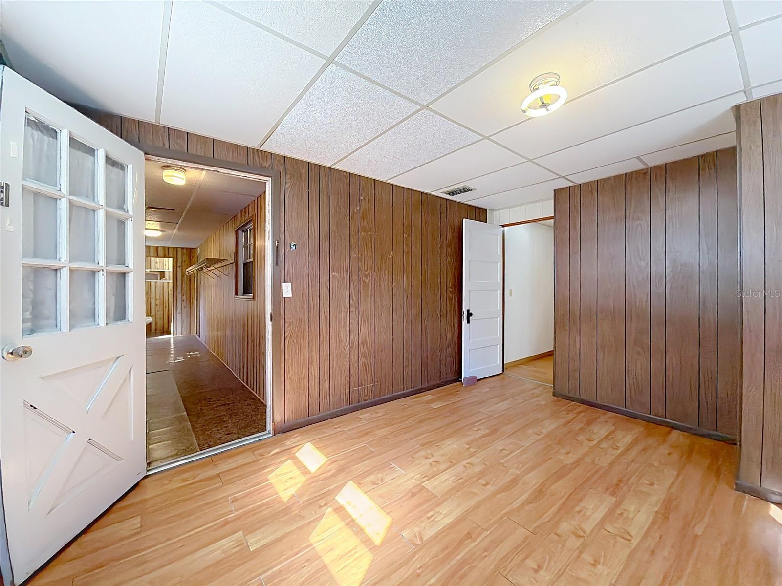 Image 27 of 56 For 113 Rosemary Avenue