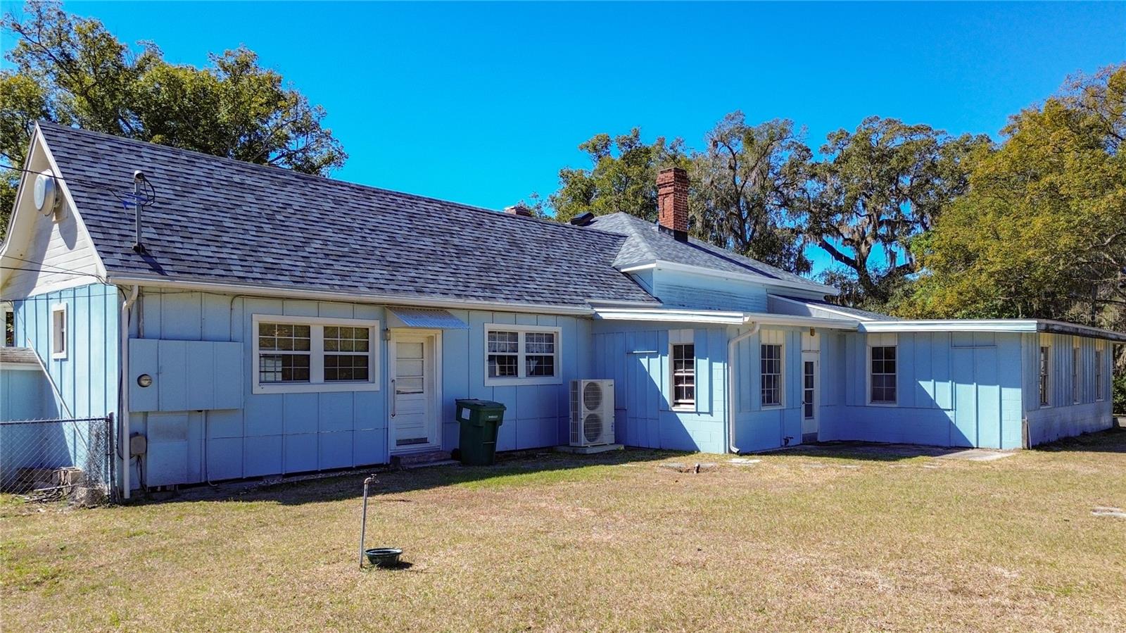 Image 40 of 56 For 113 Rosemary Avenue