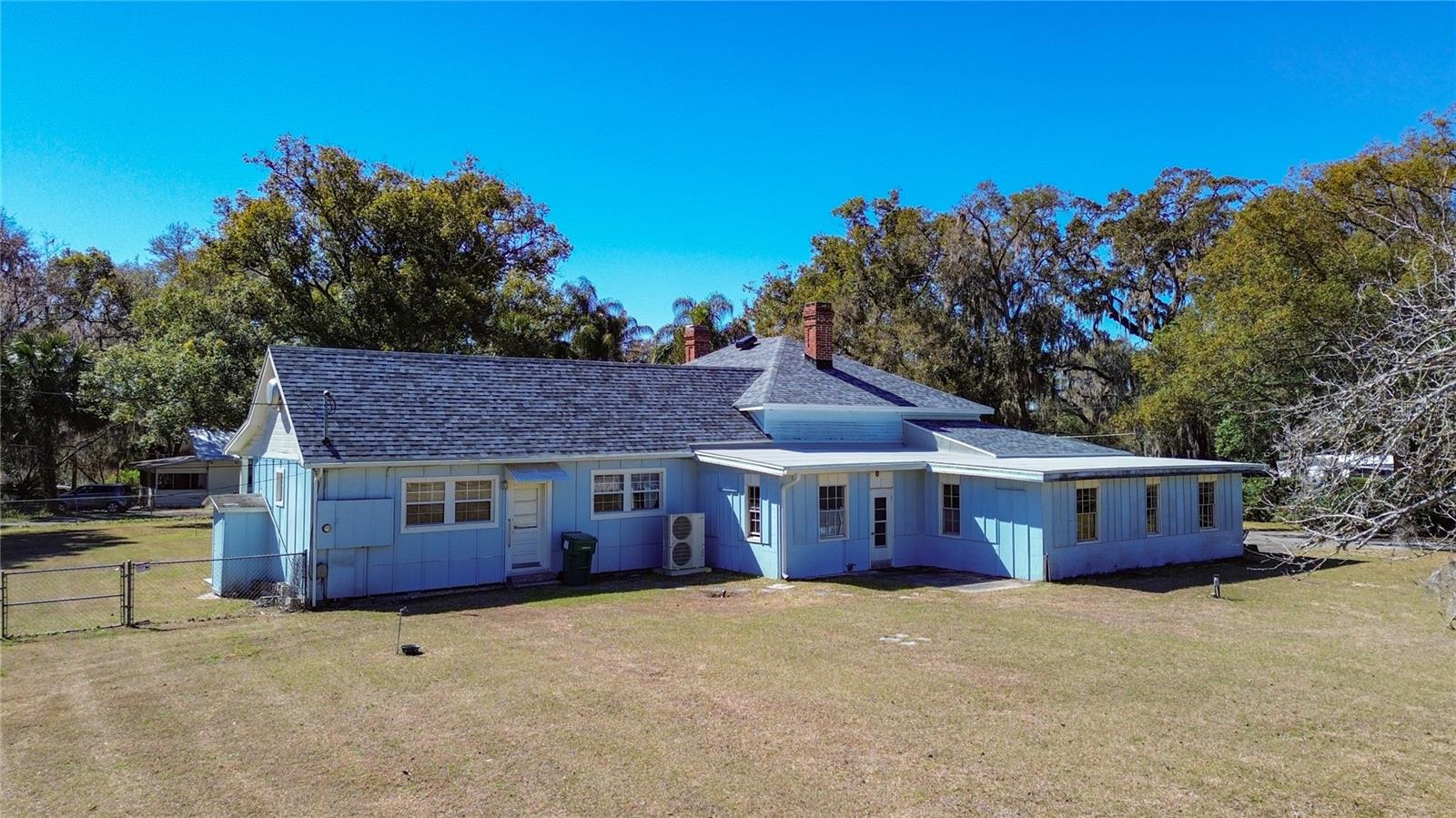 Image 43 of 56 For 113 Rosemary Avenue