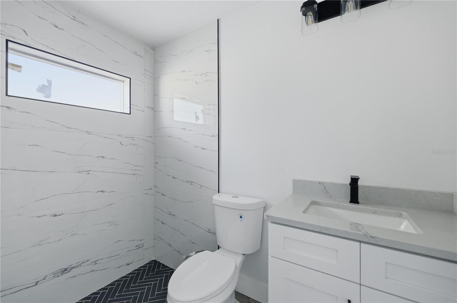 Image 14 of 19 For 13169 105th Place