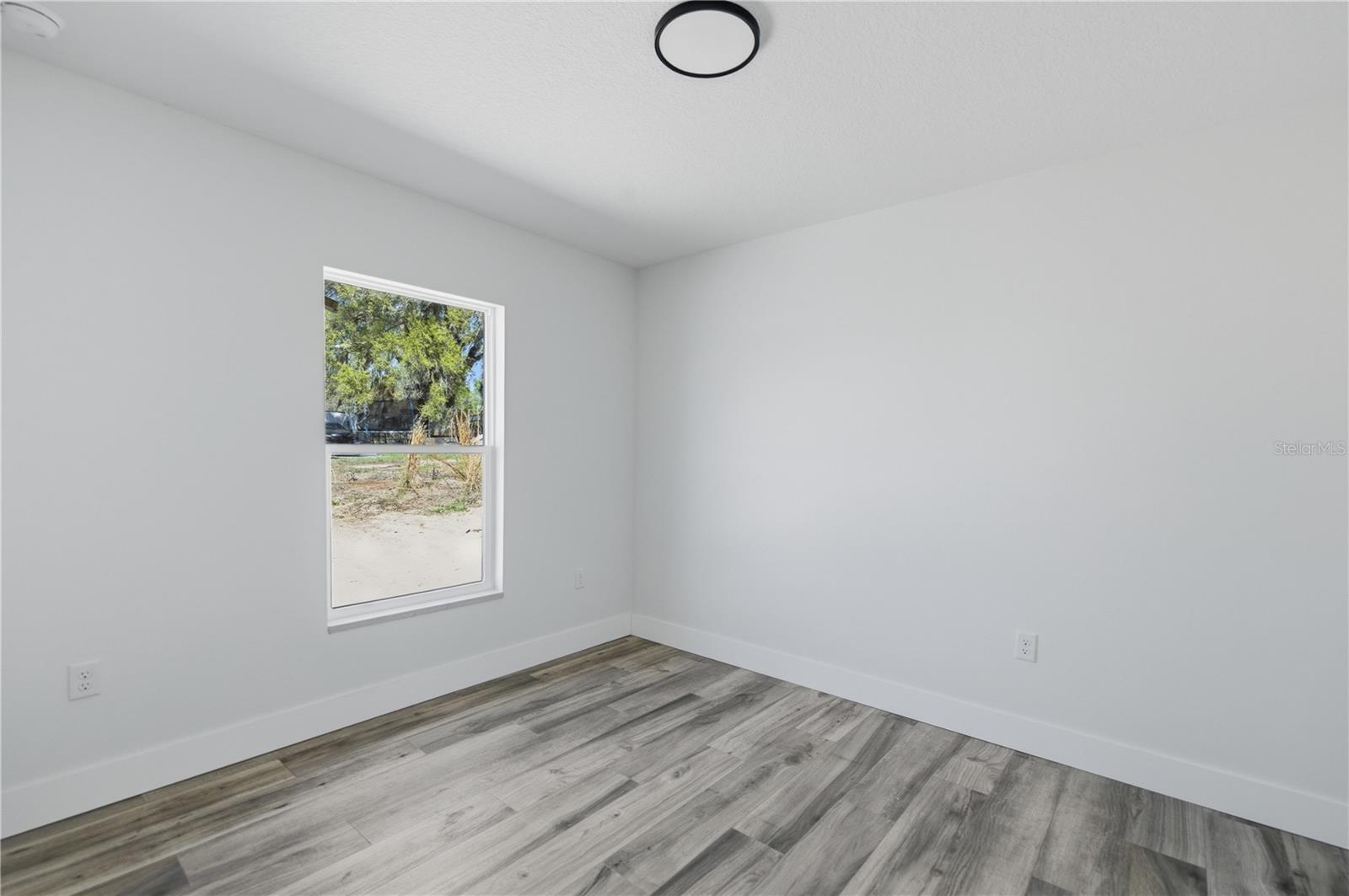 Image 18 of 19 For 13169 105th Place