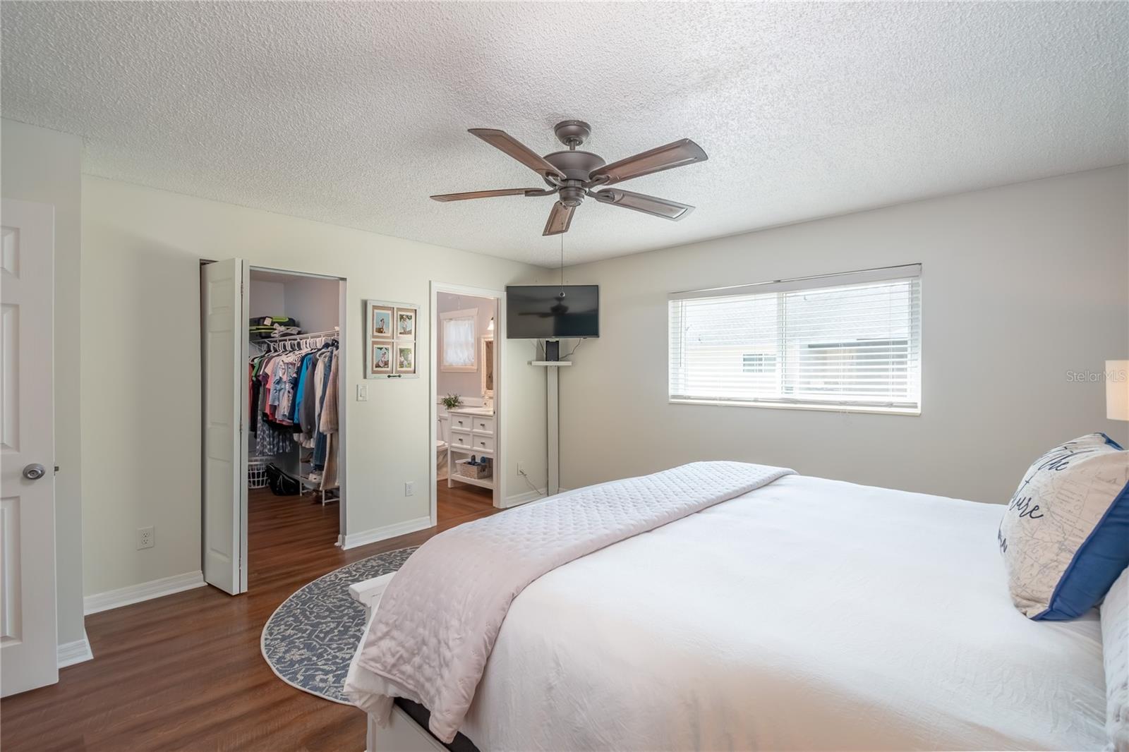 Image 27 of 39 For 8674 96th Street D