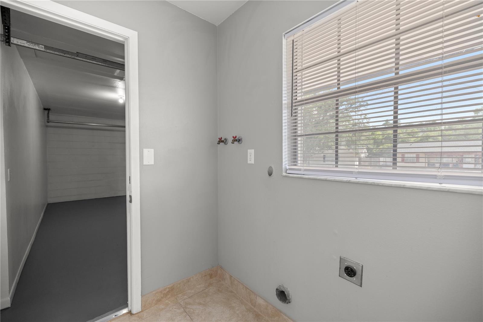 Image 14 of 35 For 15044 35th Avenue Road