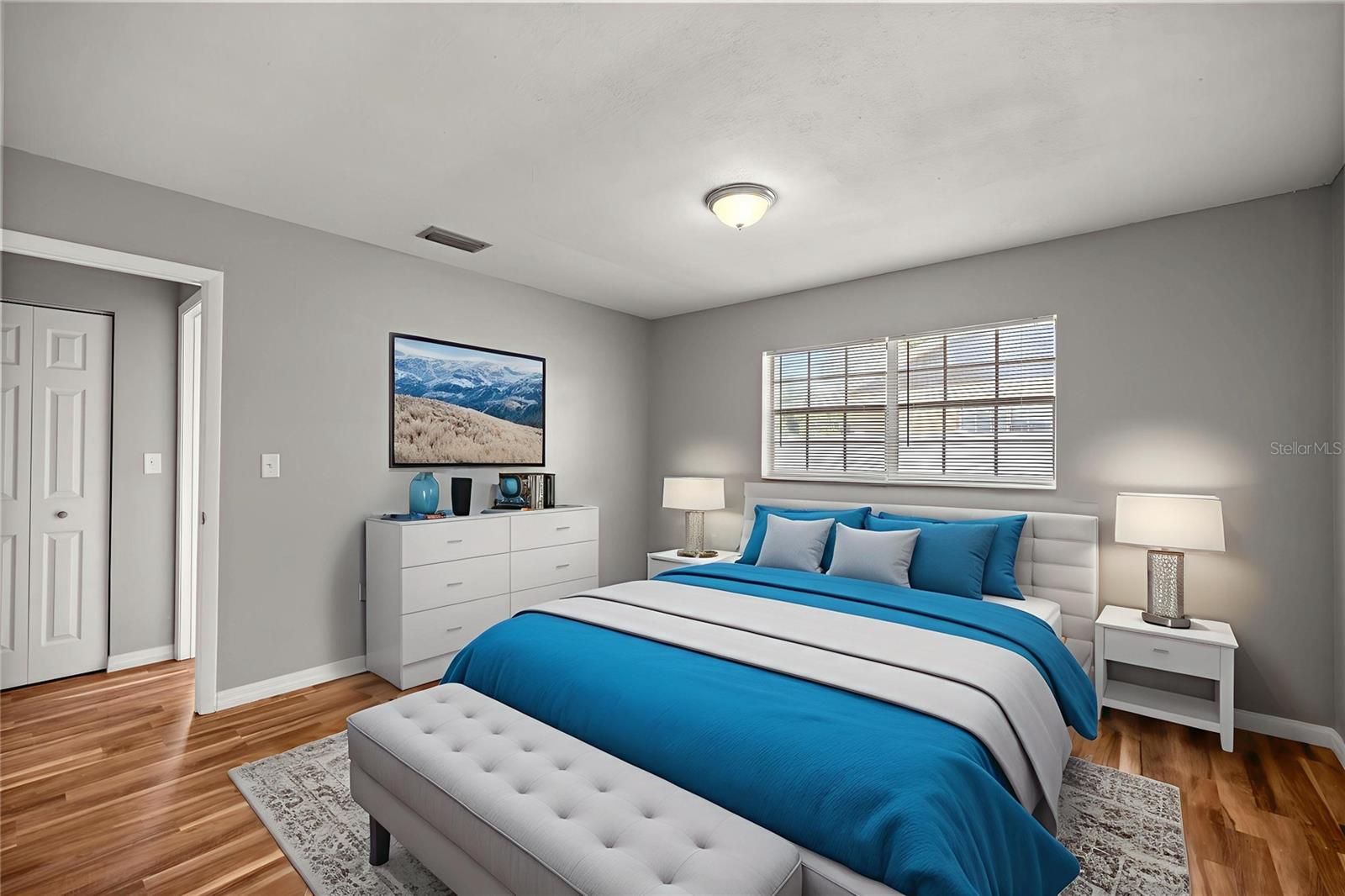 Image 22 of 35 For 15044 35th Avenue Road