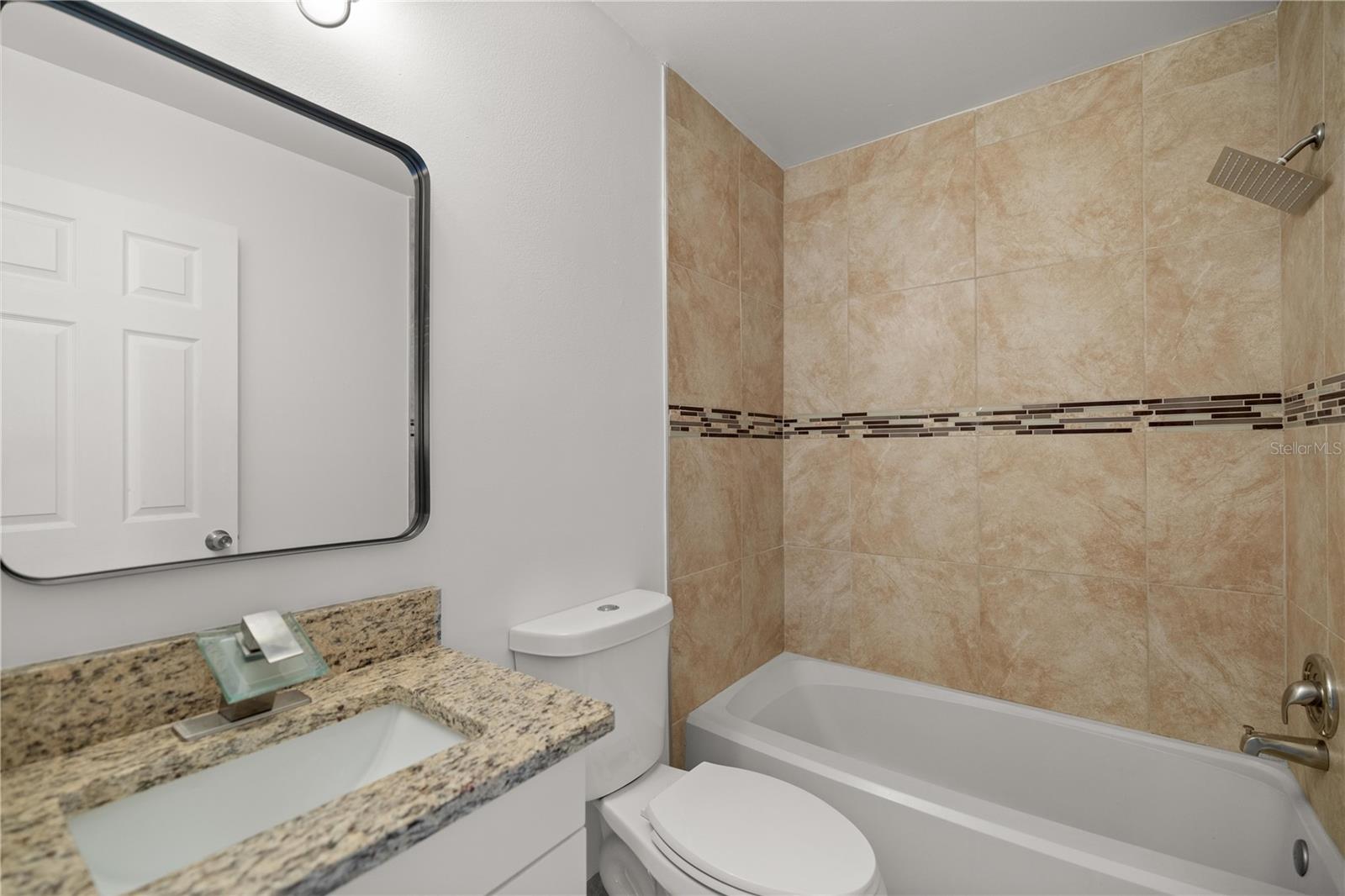 Image 25 of 35 For 15044 35th Avenue Road