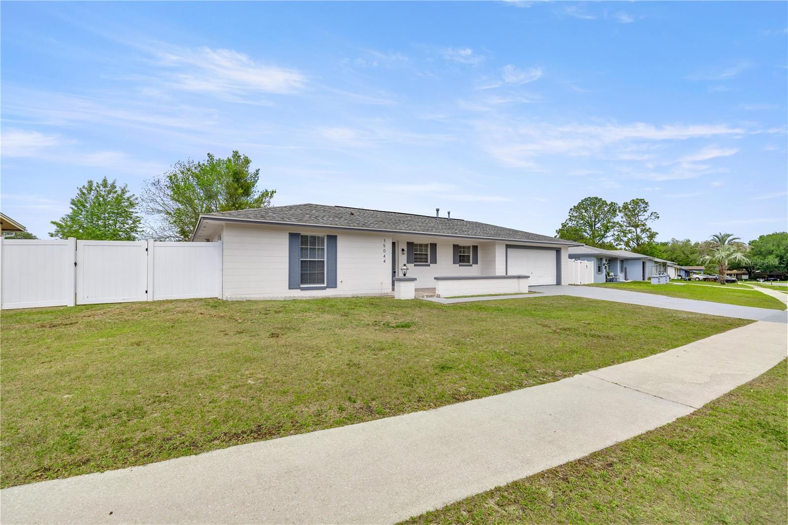 Image 3 of 35 For 15044 35th Avenue Road