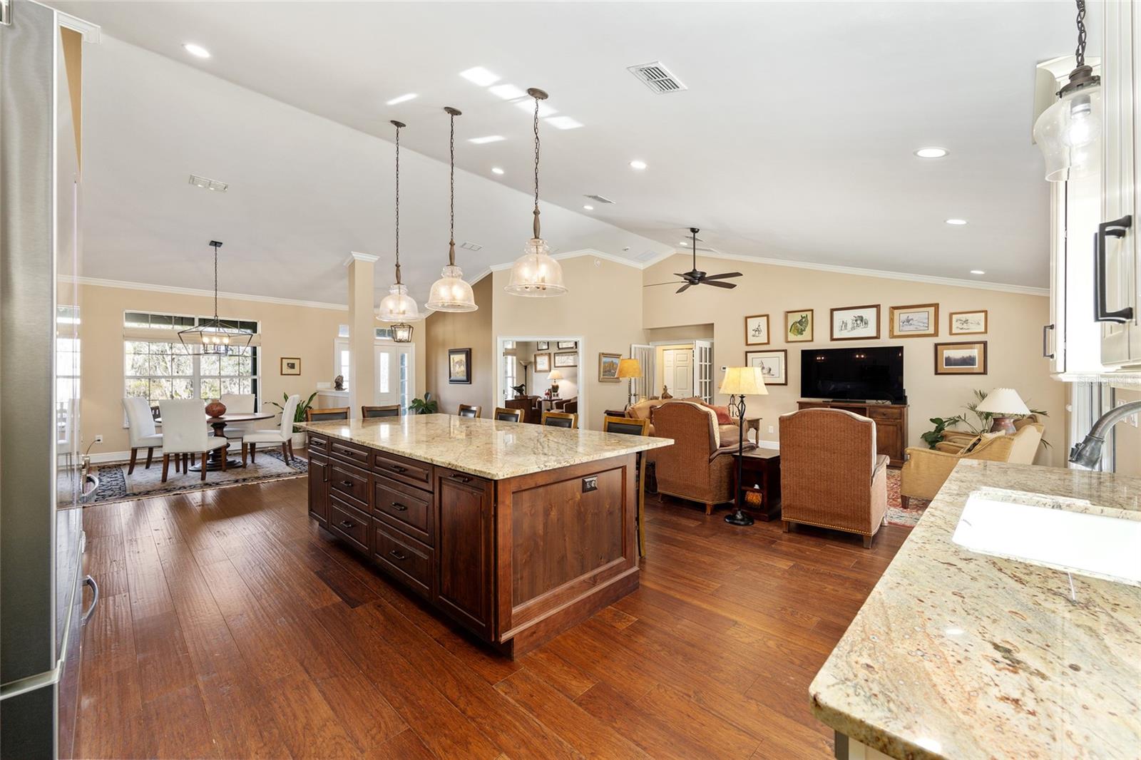 Image 12 of 71 For 11760 170th Street