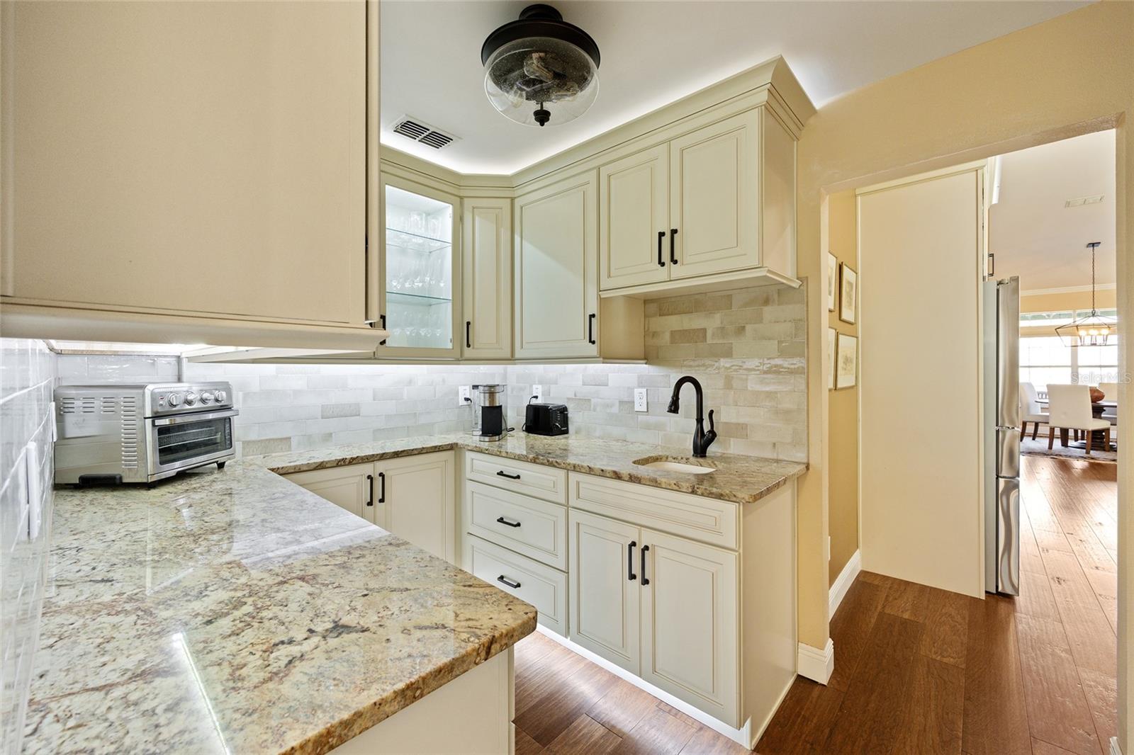 Image 15 of 71 For 11760 170th Street