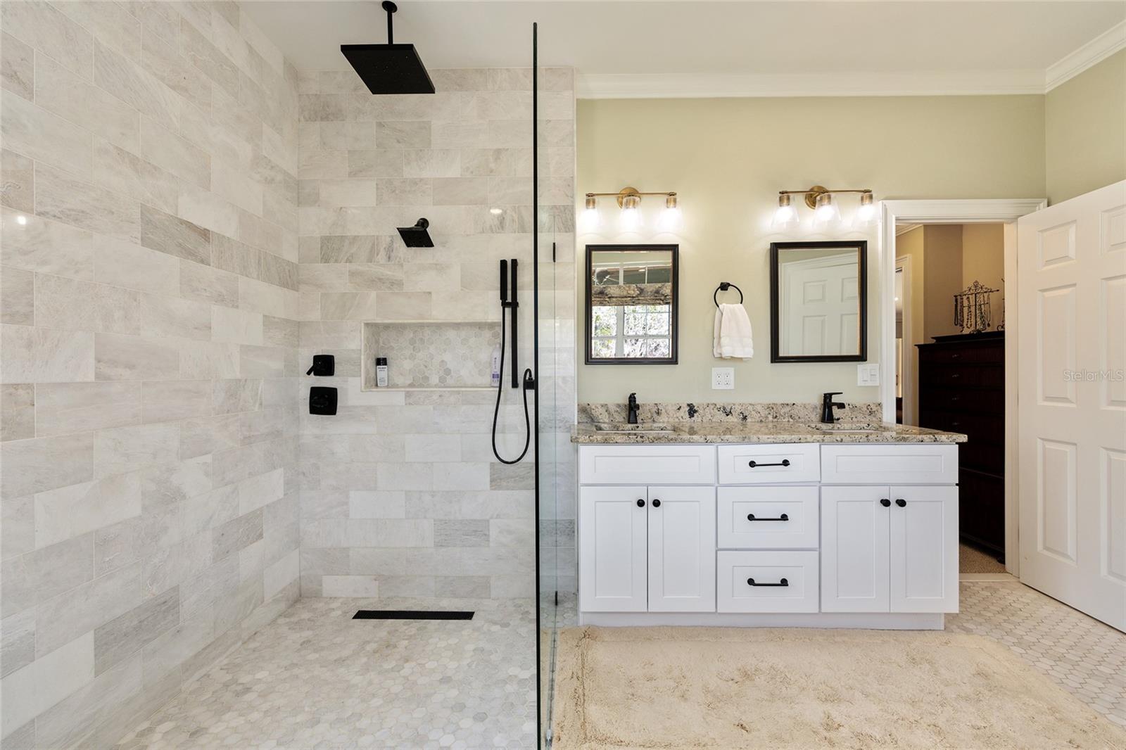 Image 28 of 71 For 11760 170th Street