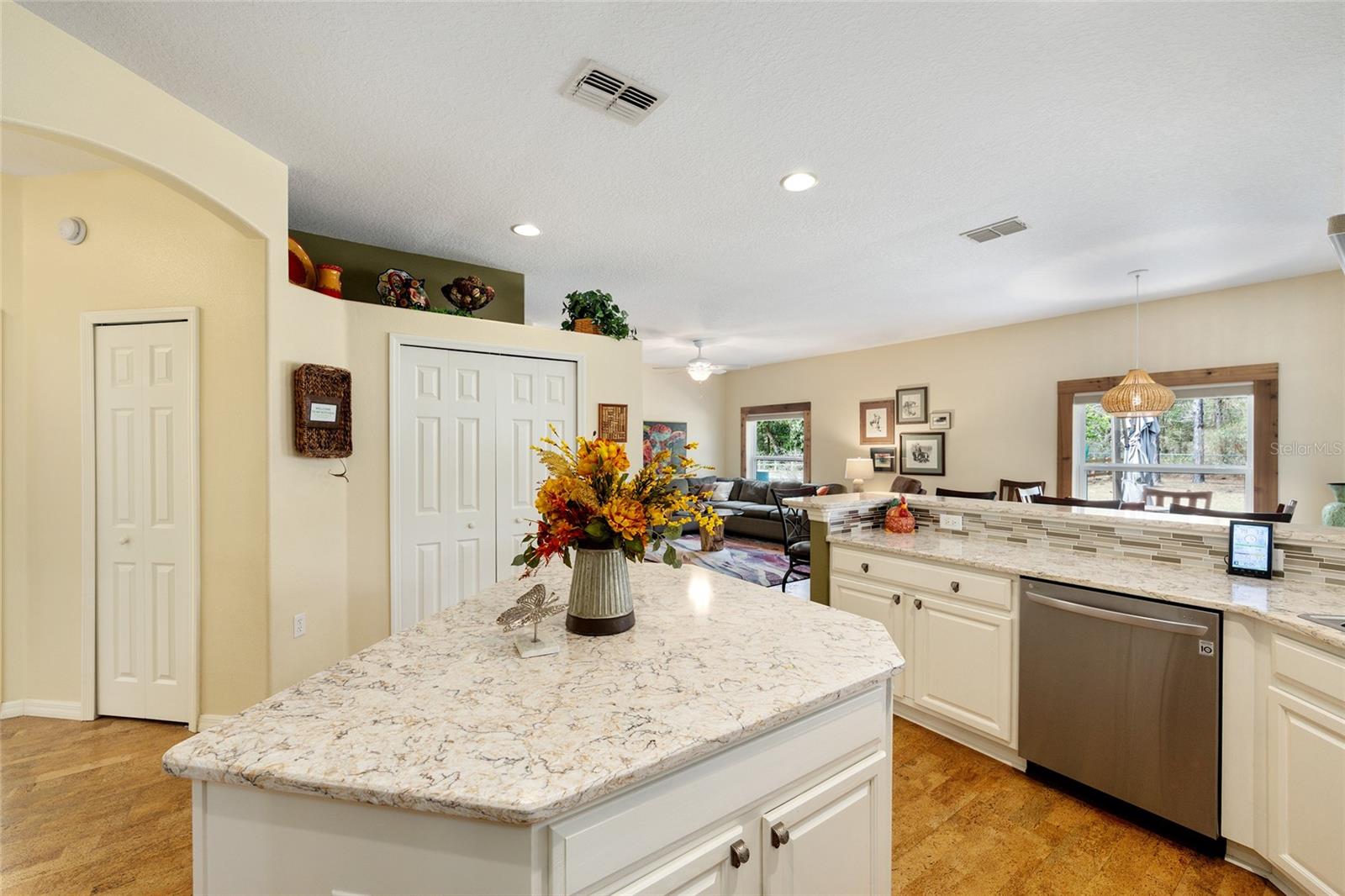 Image 13 of 46 For 8290 Ronda Drive