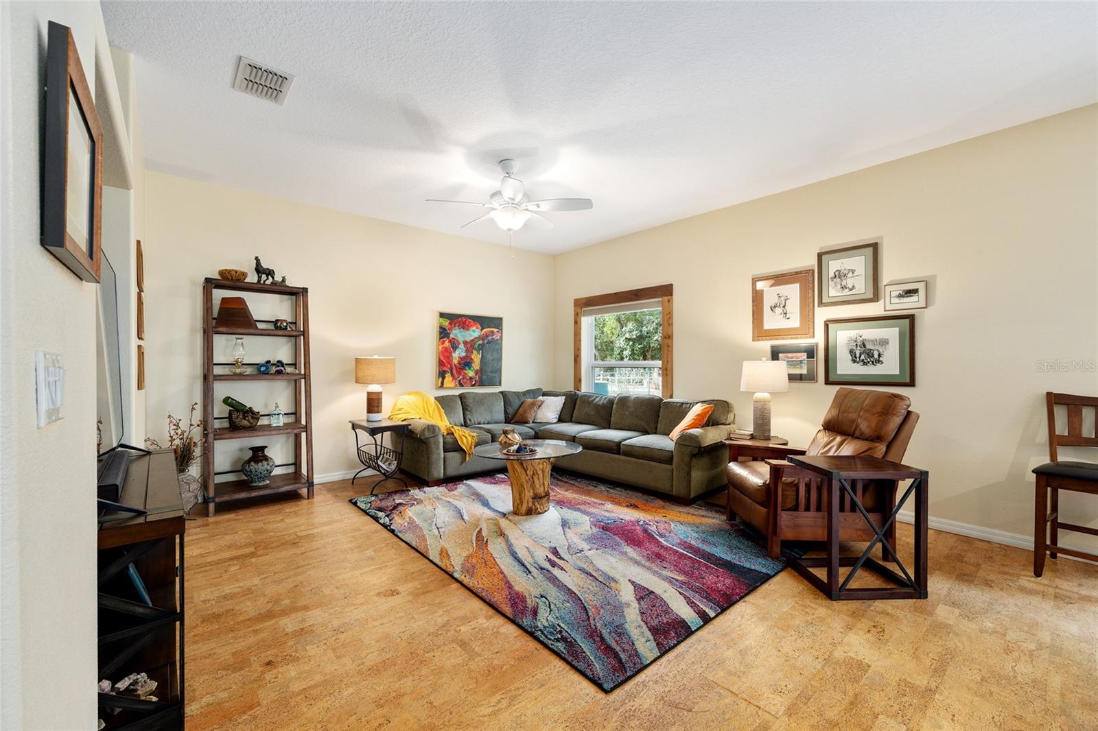 Image 14 of 46 For 8290 Ronda Drive