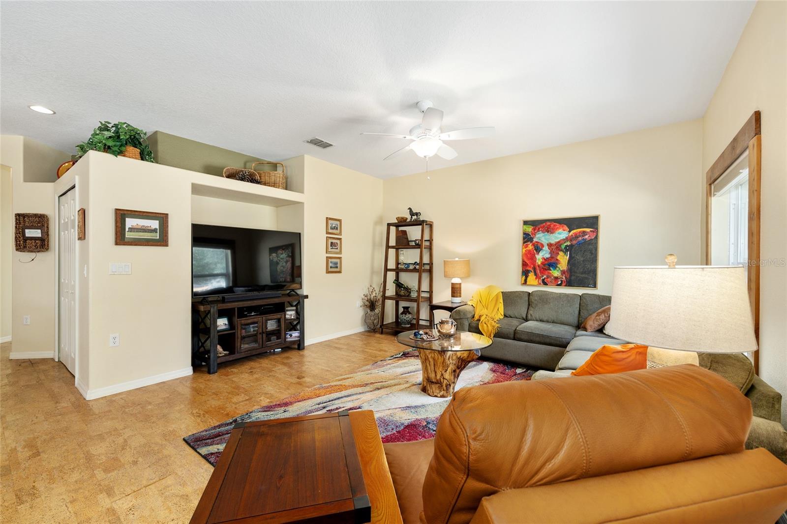 Image 15 of 46 For 8290 Ronda Drive