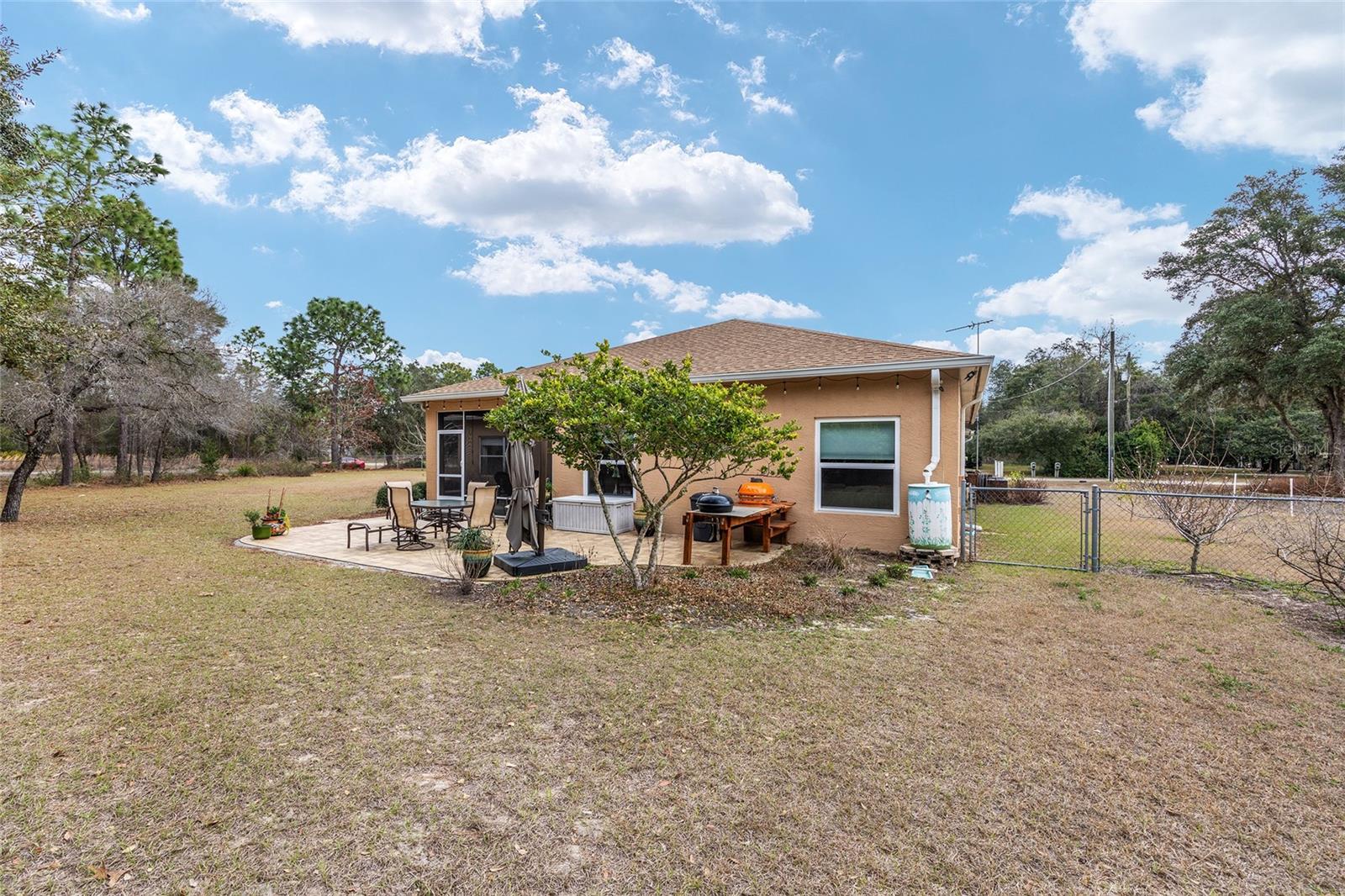 Image 36 of 46 For 8290 Ronda Drive