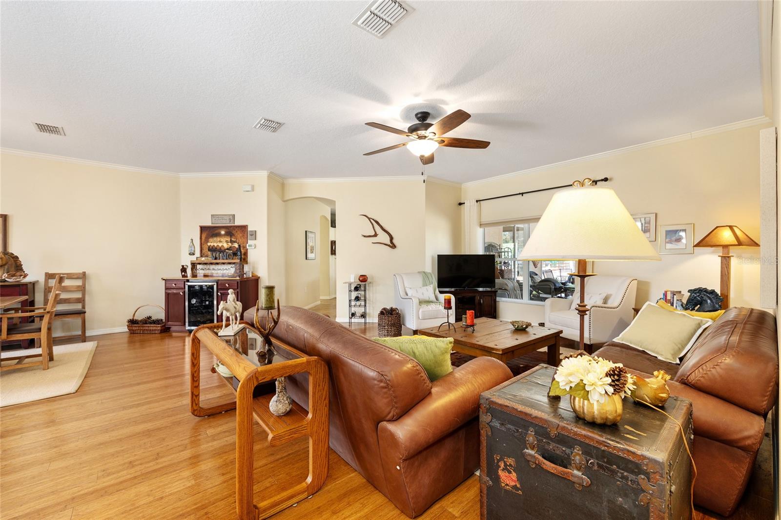 Image 6 of 46 For 8290 Ronda Drive