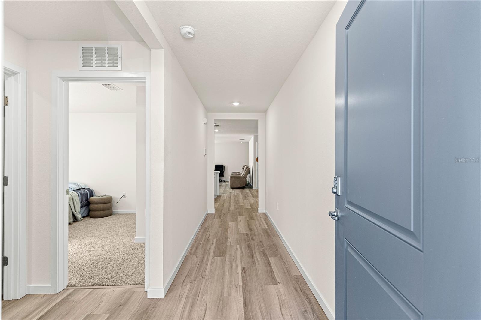 Image 13 of 44 For 8729 Triumph Circle