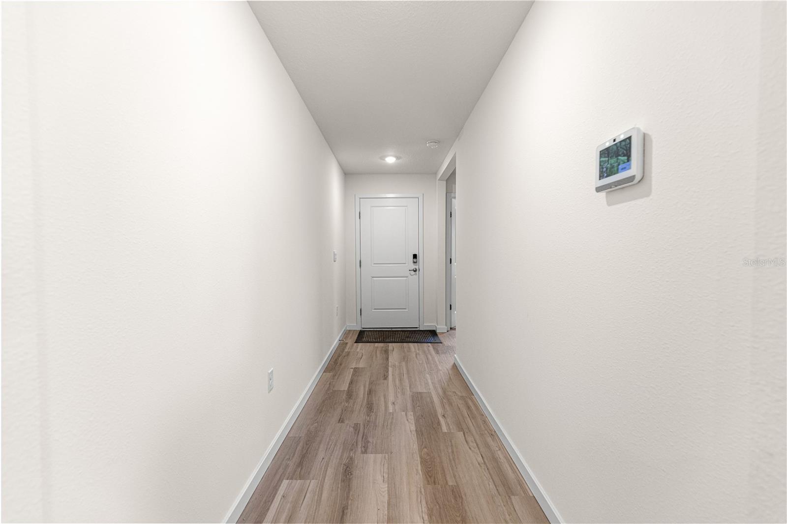 Image 14 of 44 For 8729 Triumph Circle