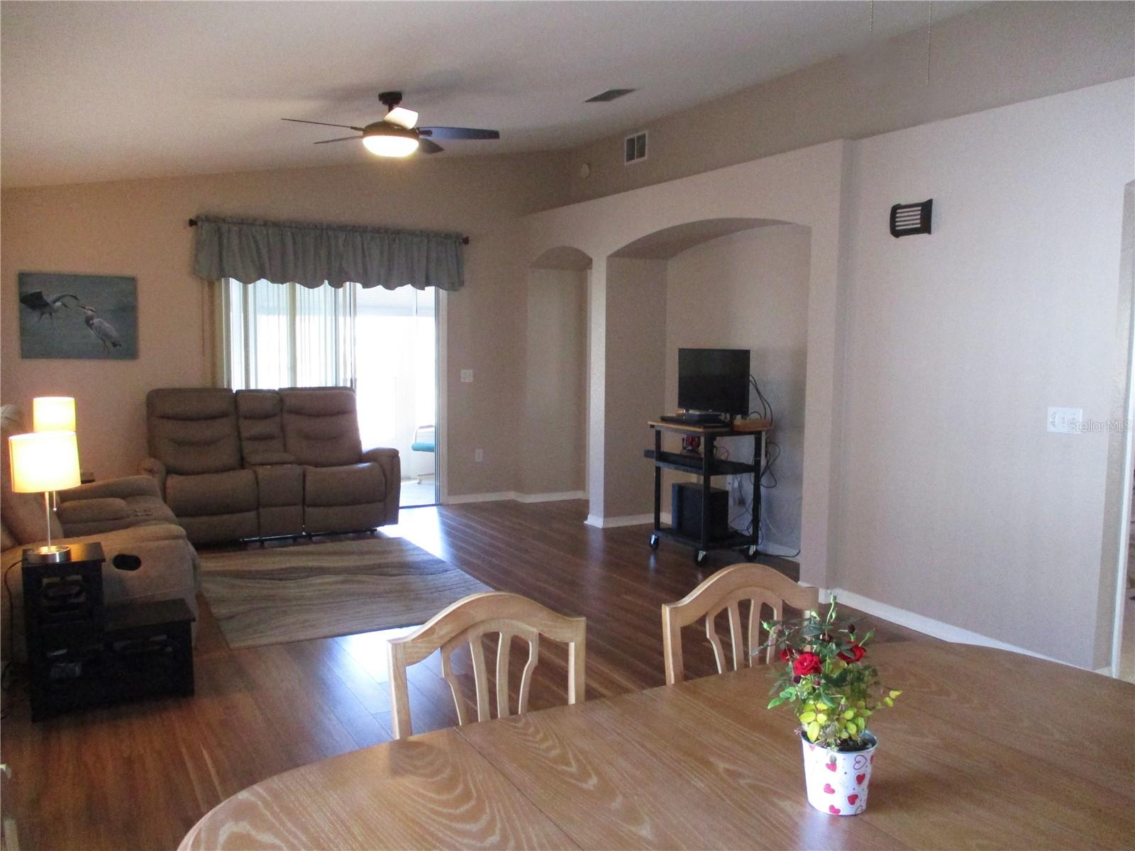 Image 15 of 75 For 13699 111th Avenue