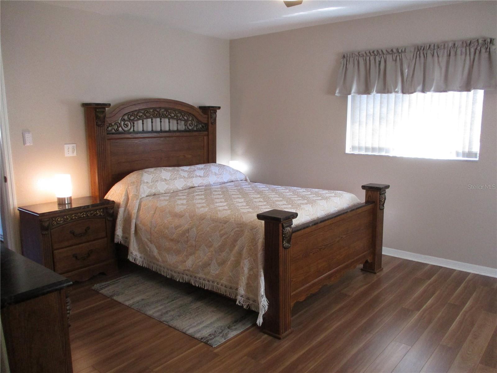 Image 17 of 75 For 13699 111th Avenue