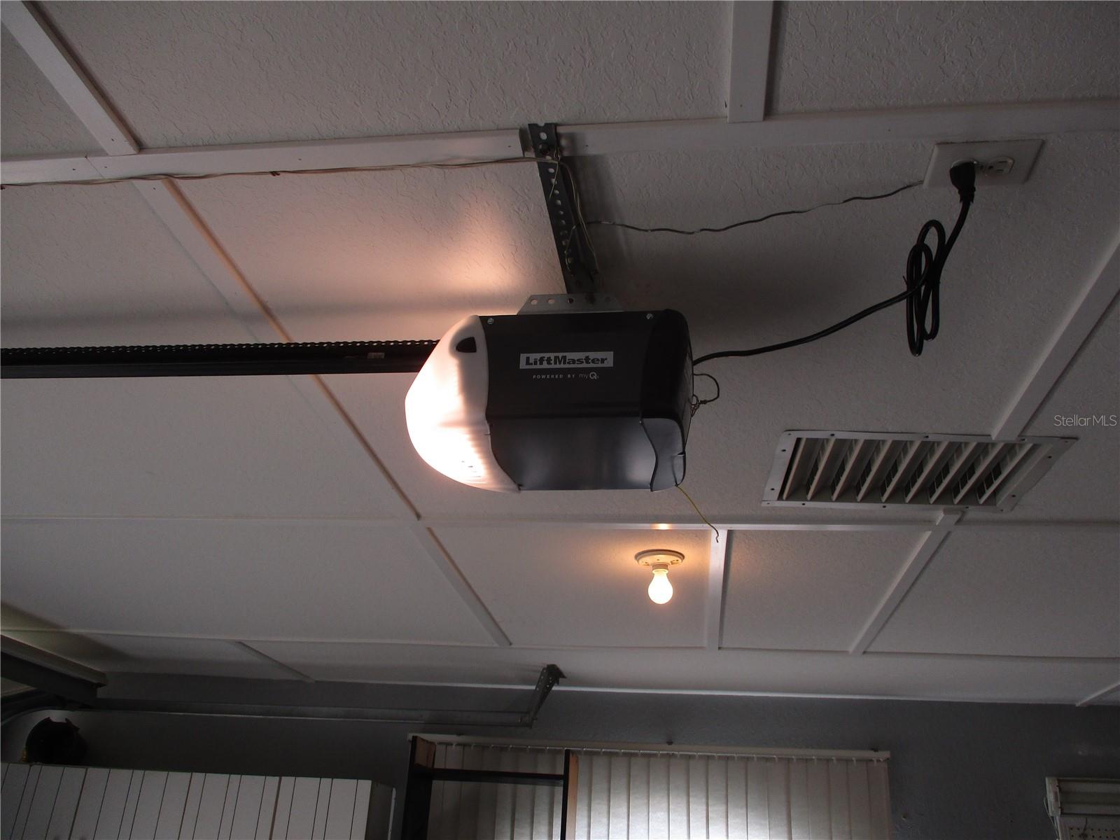 Image 45 of 75 For 13699 111th Avenue