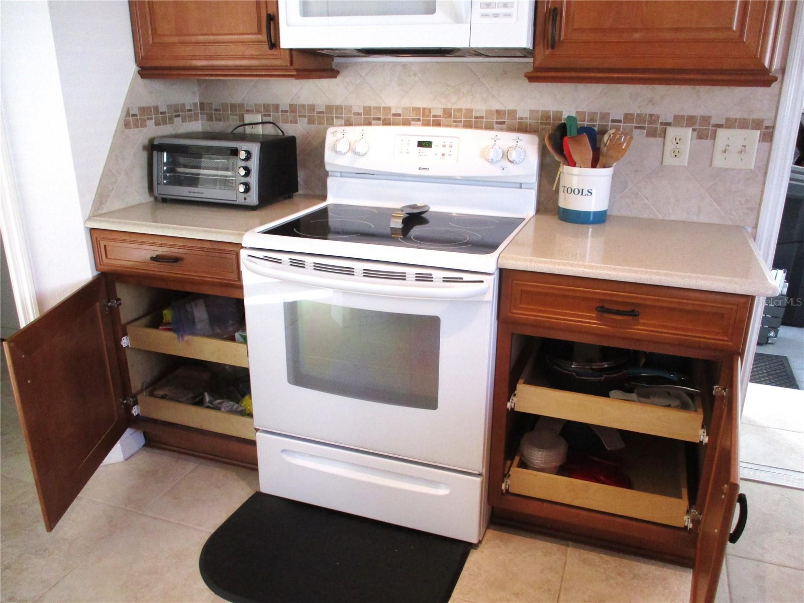 Image 9 of 75 For 13699 111th Avenue