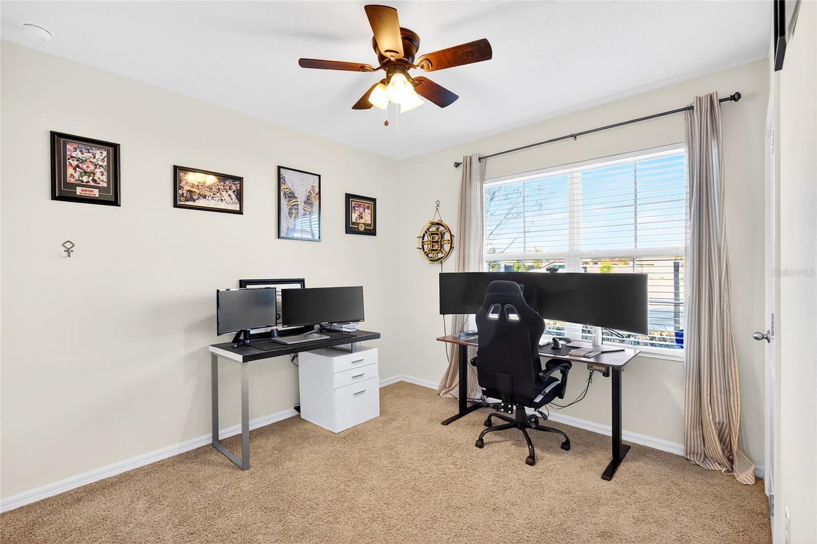 Listing photo id 22 for 2530 42nd Road