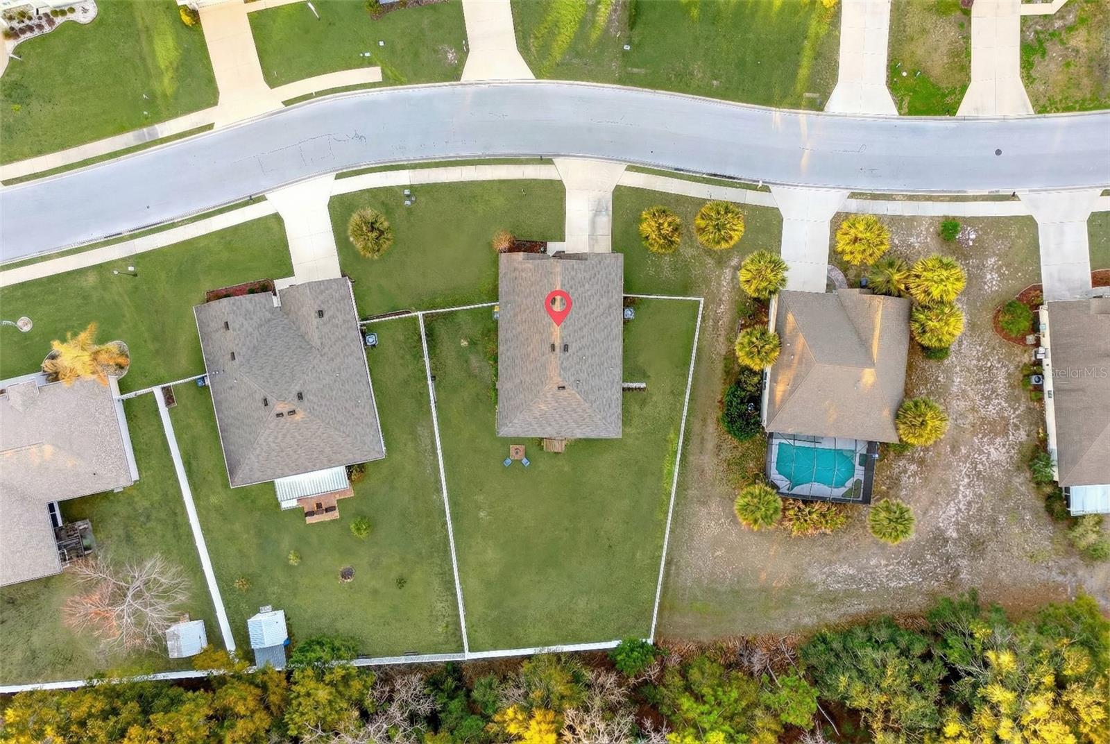 Listing photo id 29 for 2530 42nd Road
