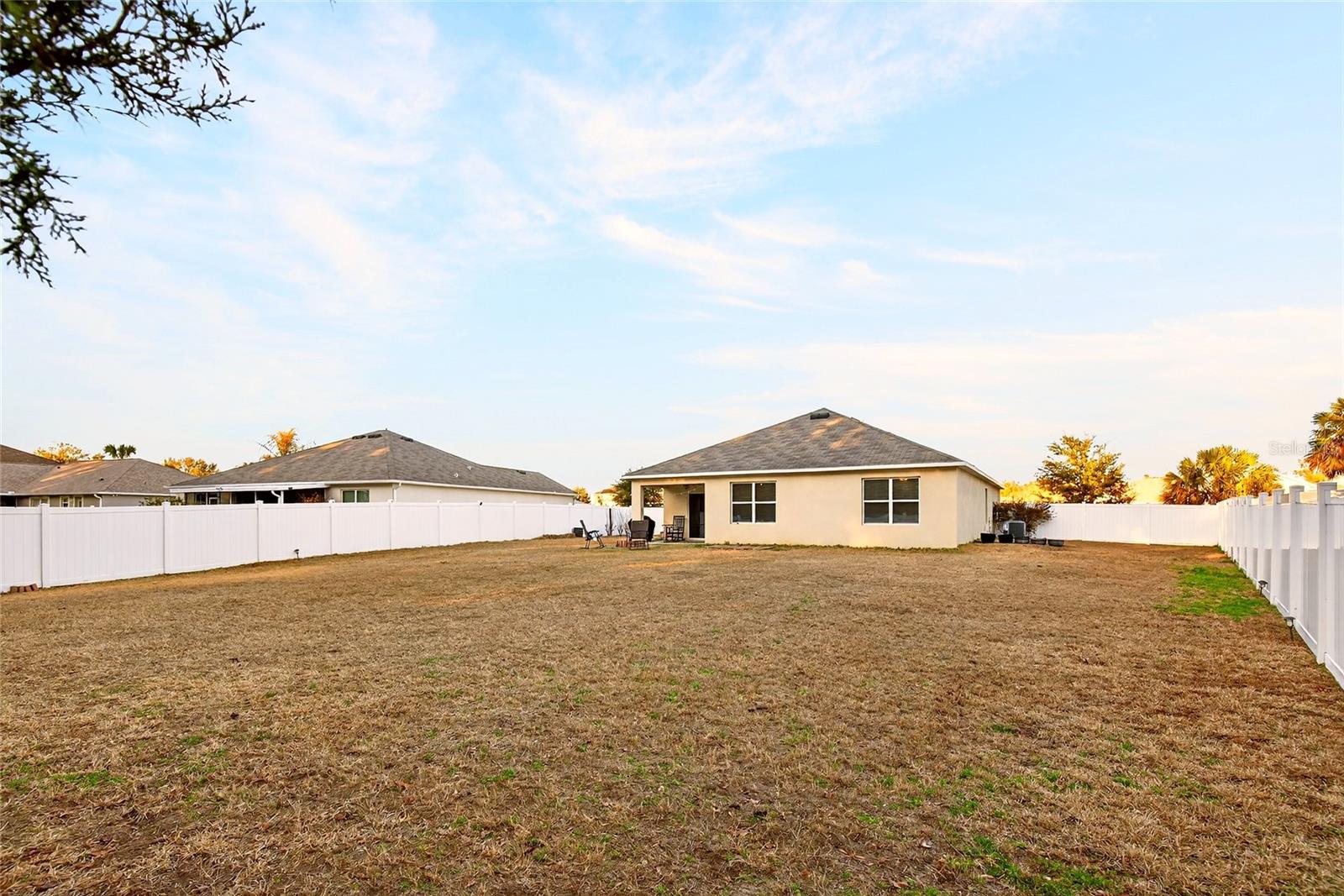 Listing photo id 31 for 2530 42nd Road