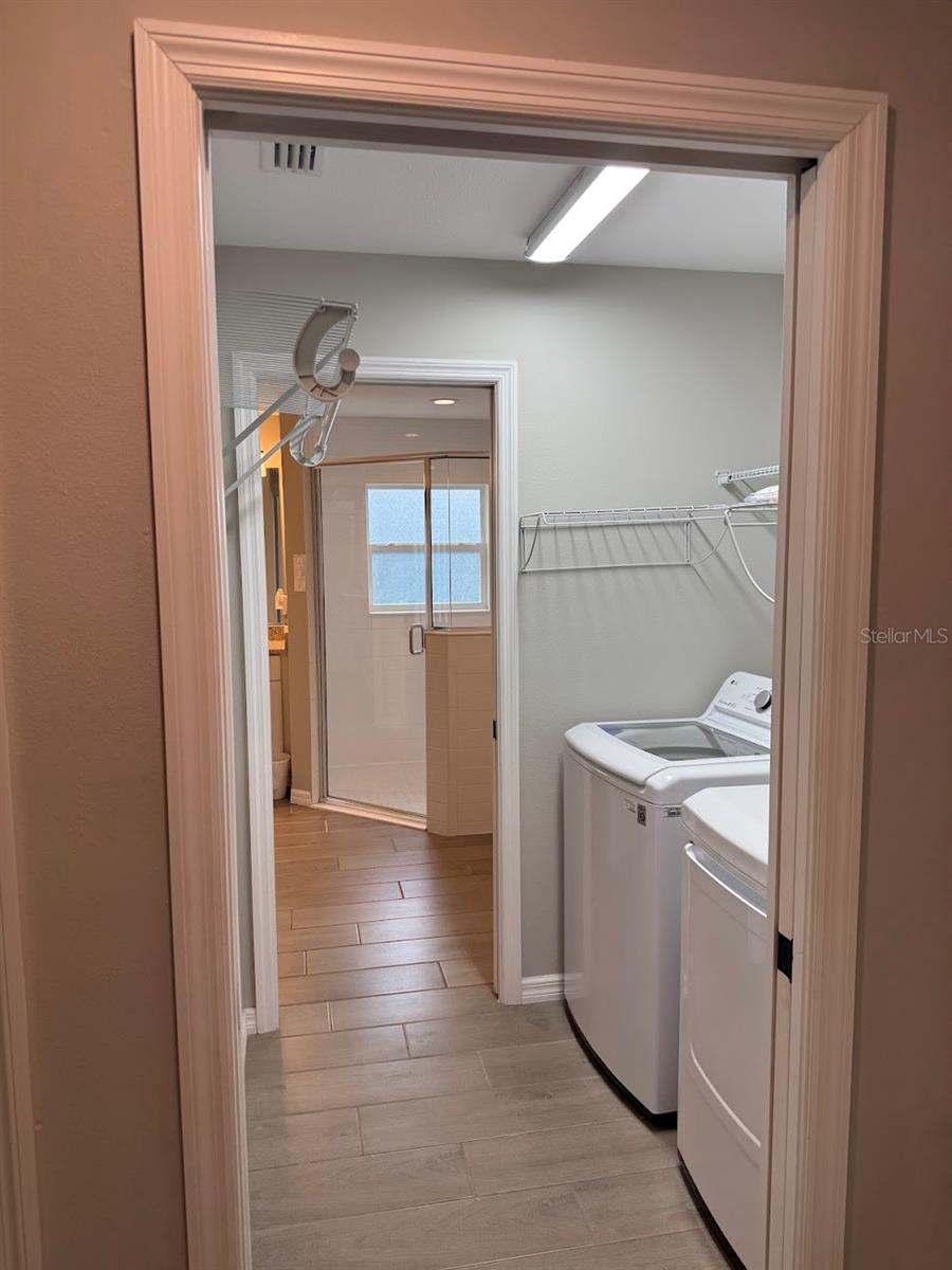 Image 10 of 25 For 1511 47th Avenue