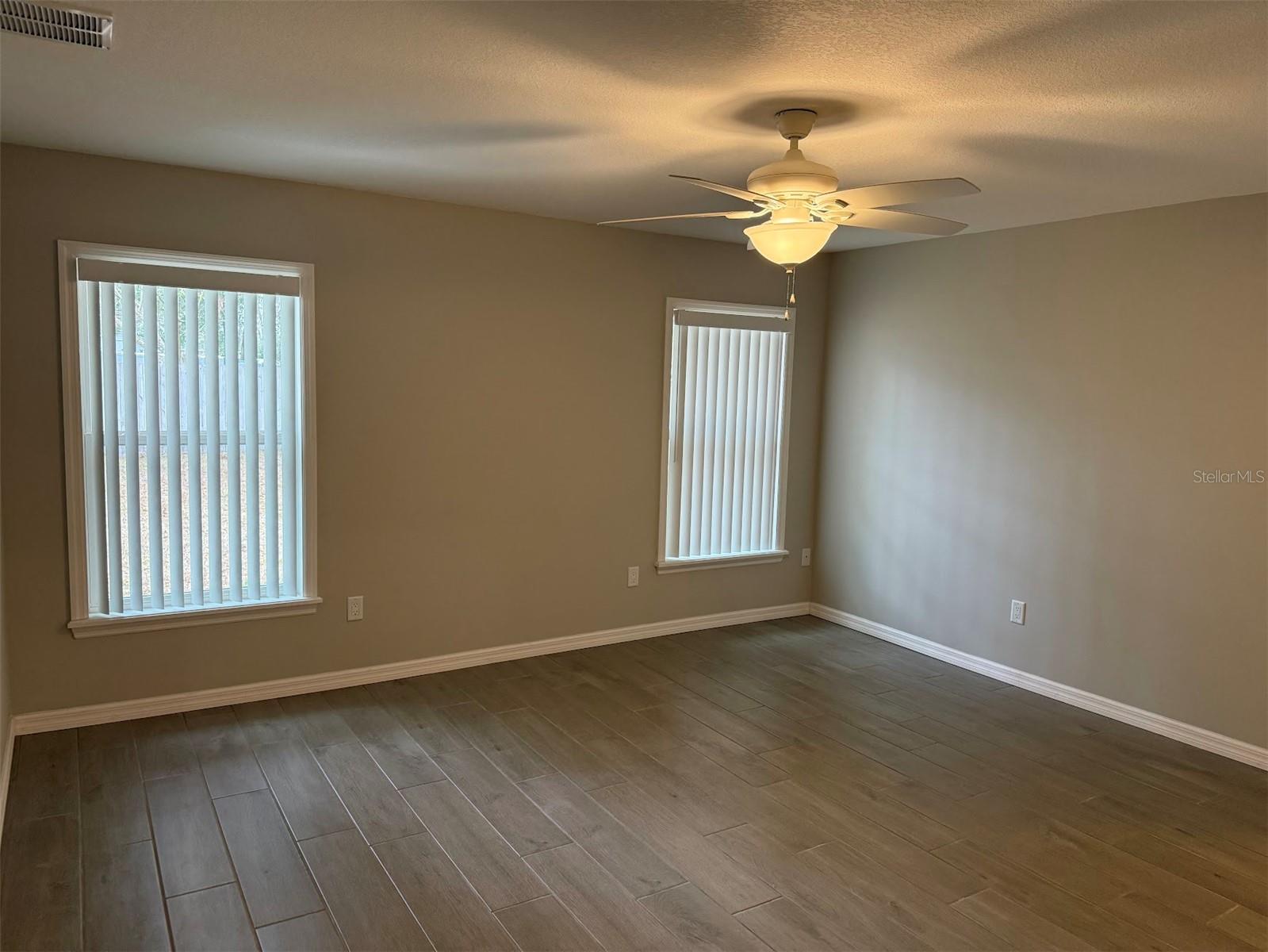 Image 11 of 25 For 1511 47th Avenue