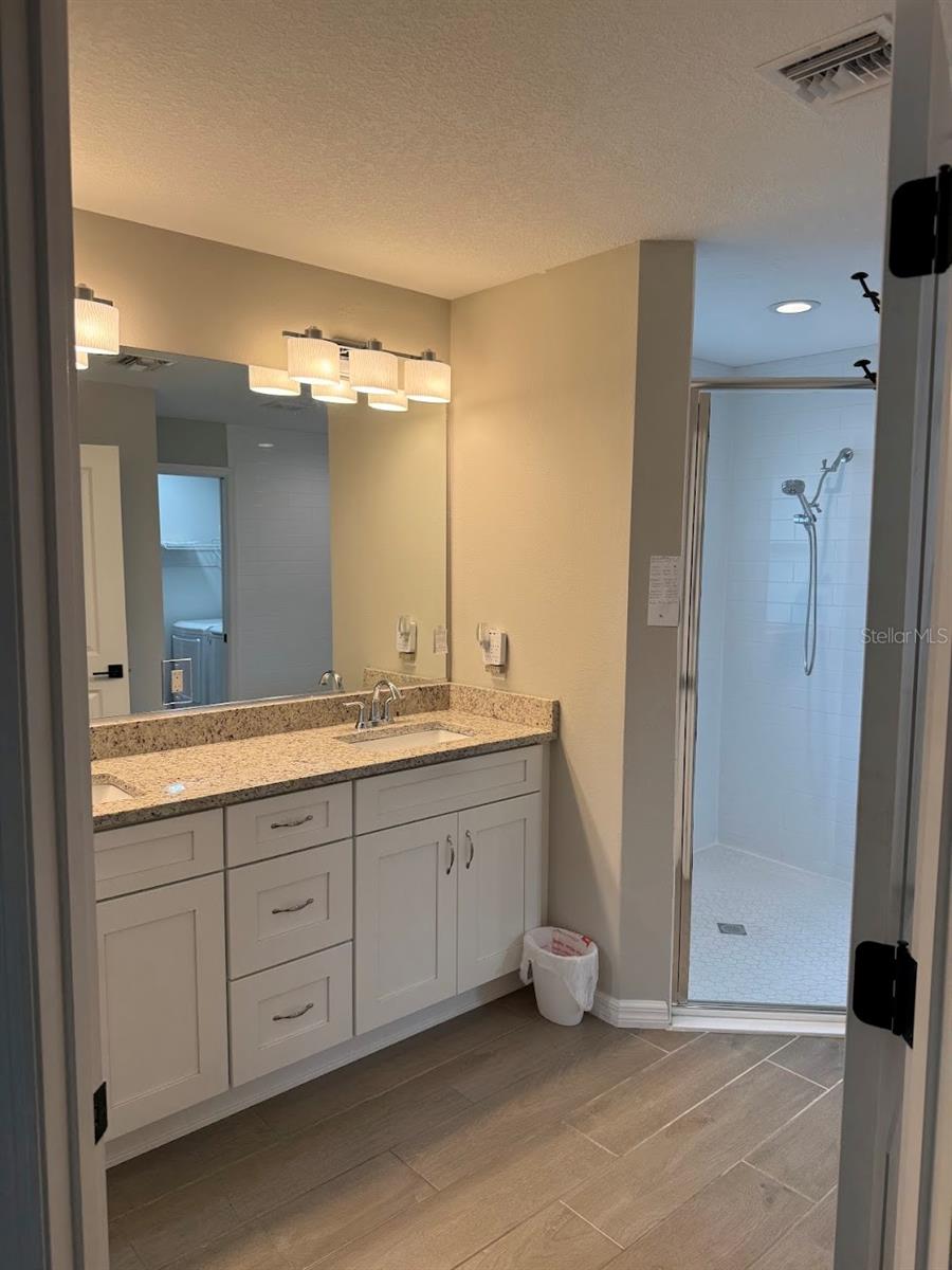 Image 22 of 25 For 1511 47th Avenue