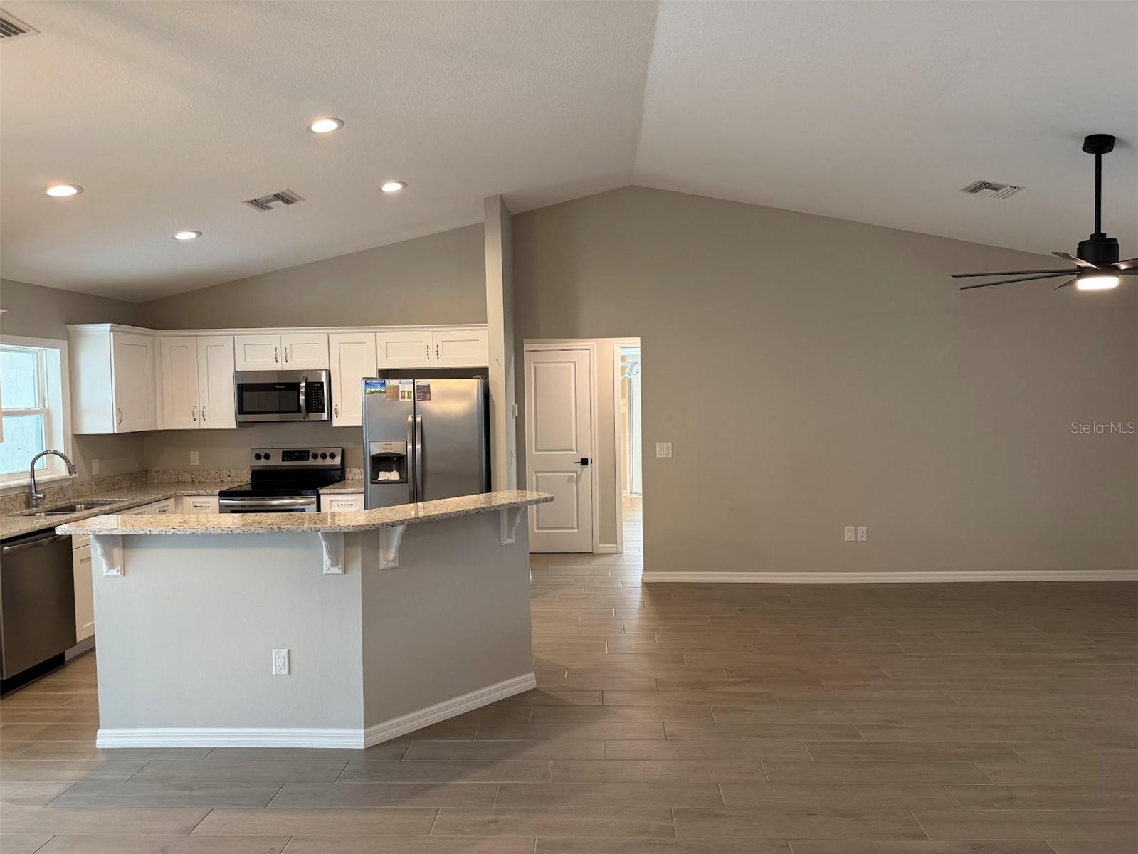 Image 8 of 25 For 1511 47th Avenue