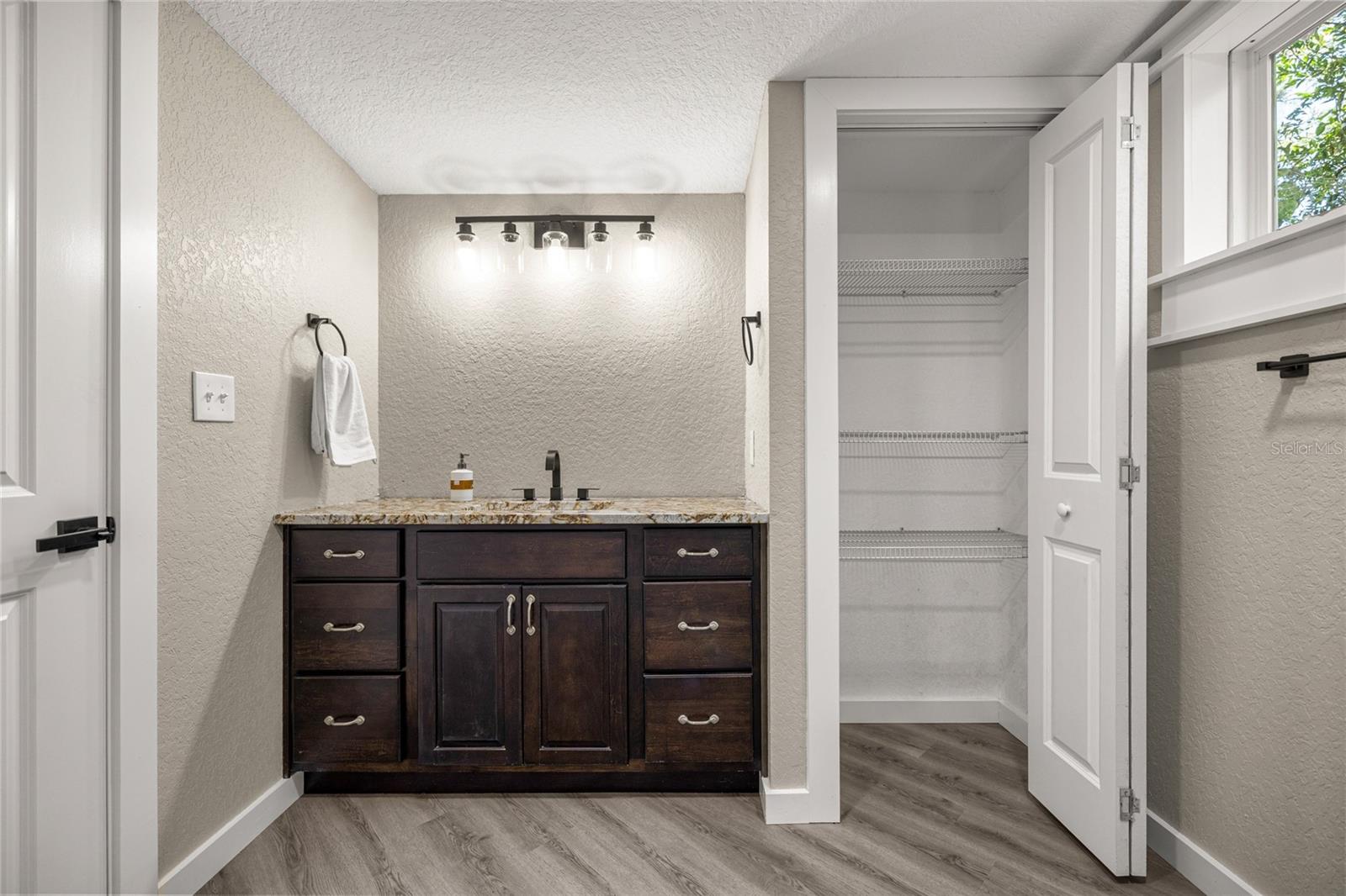 Image 13 of 26 For 451 11th Street