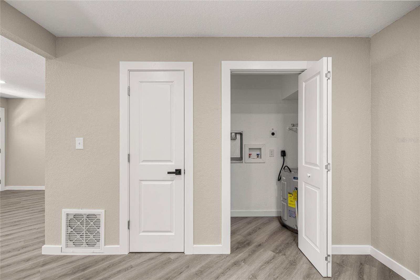 Image 15 of 26 For 451 11th Street