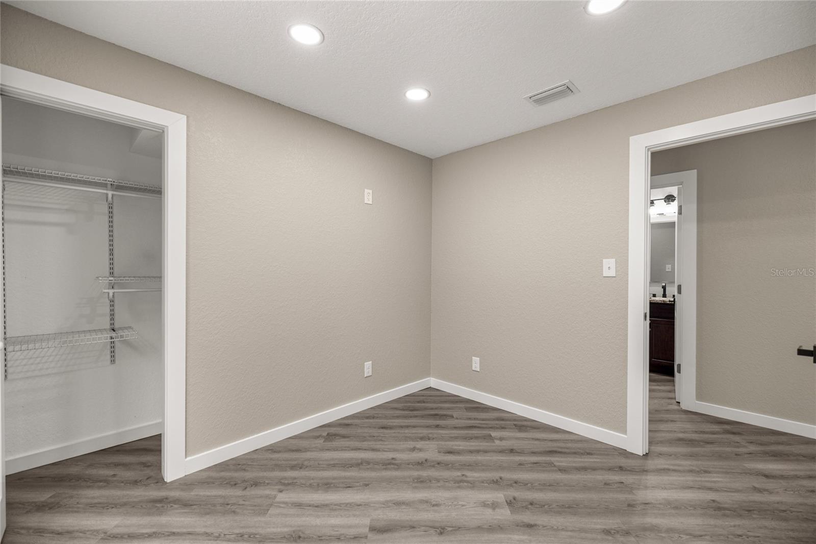 Image 7 of 26 For 451 11th Street