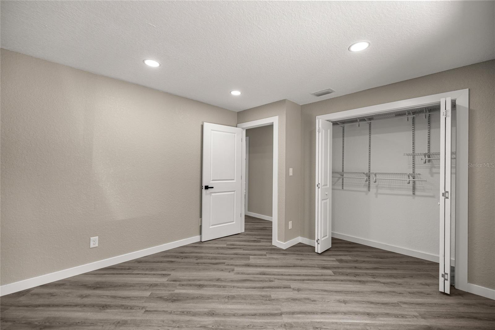 Image 9 of 26 For 451 11th Street