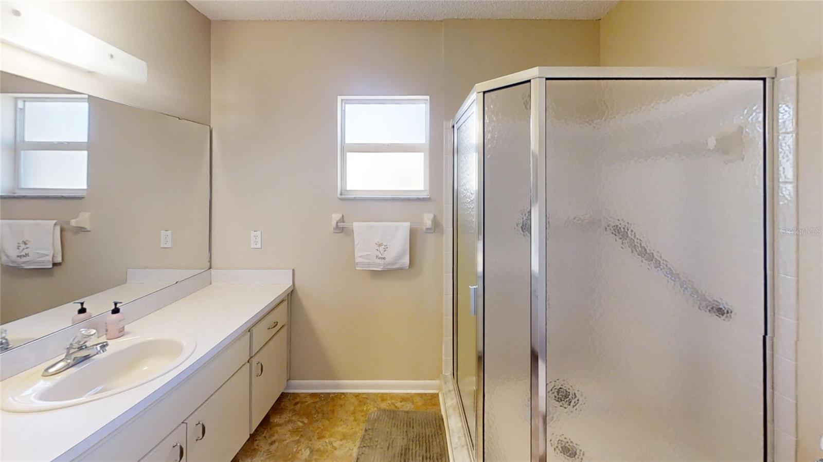 Image 19 of 30 For 9771 97th Lane