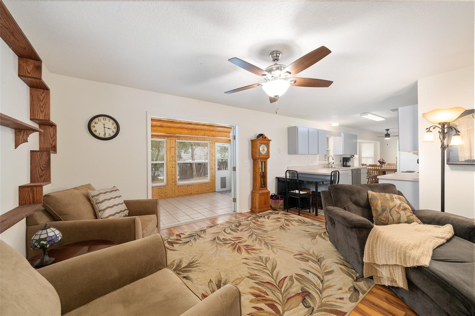 Image 9 of 49 For 9329 Sycamore Place