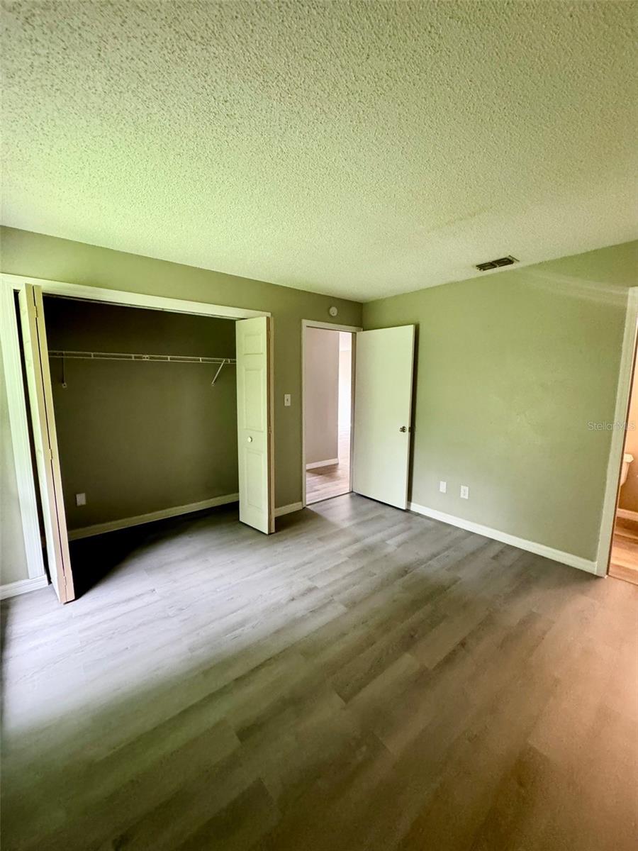 Image 6 of 15 For 3050 53rd Court