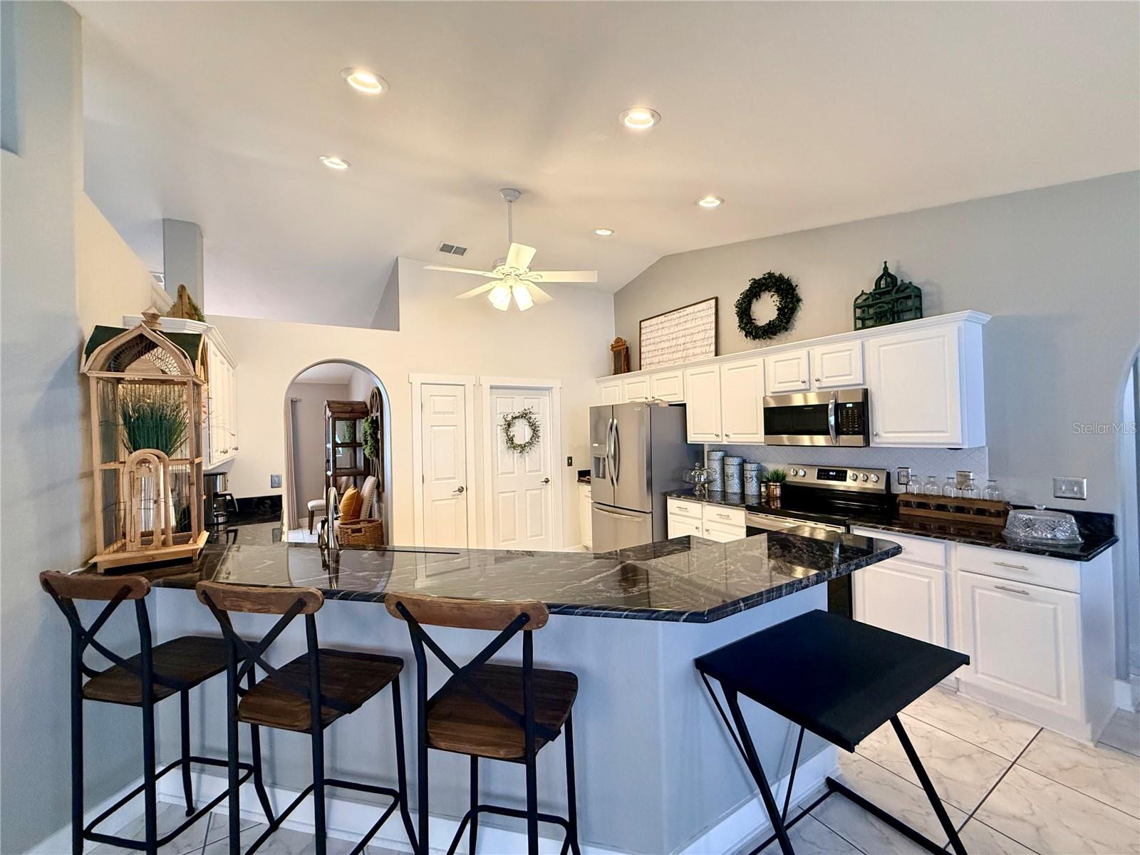 Image 10 of 52 For 14049 112th Circle