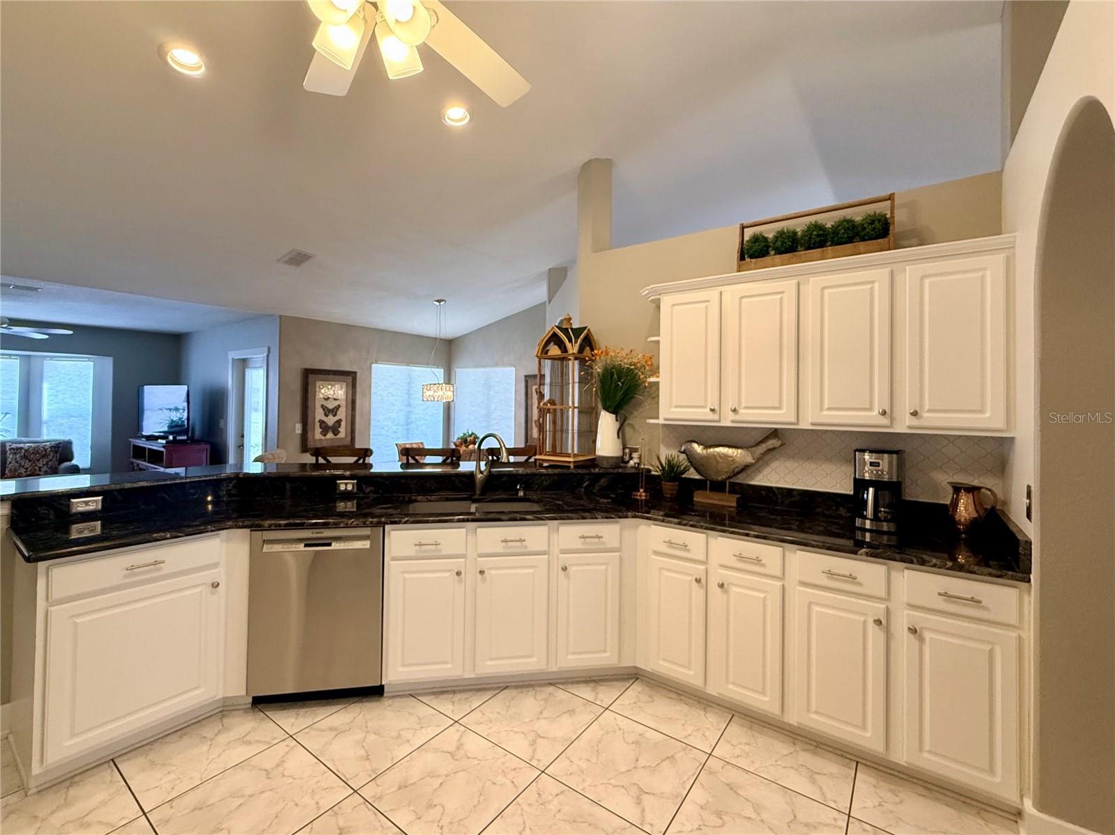 Image 15 of 52 For 14049 112th Circle