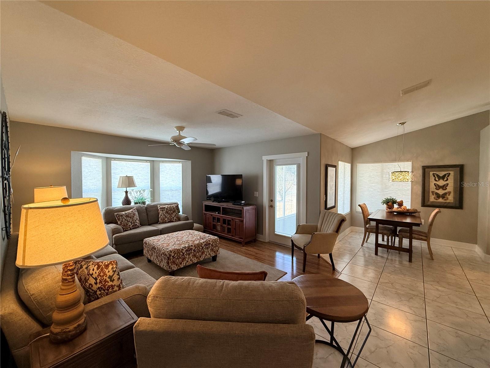 Image 24 of 52 For 14049 112th Circle