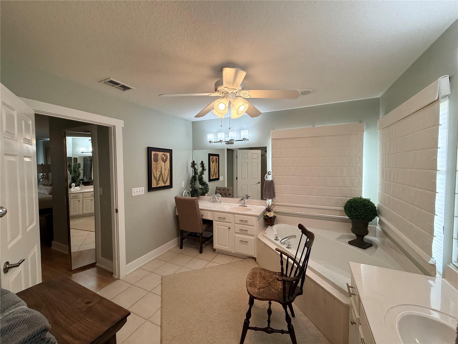 Image 30 of 52 For 14049 112th Circle