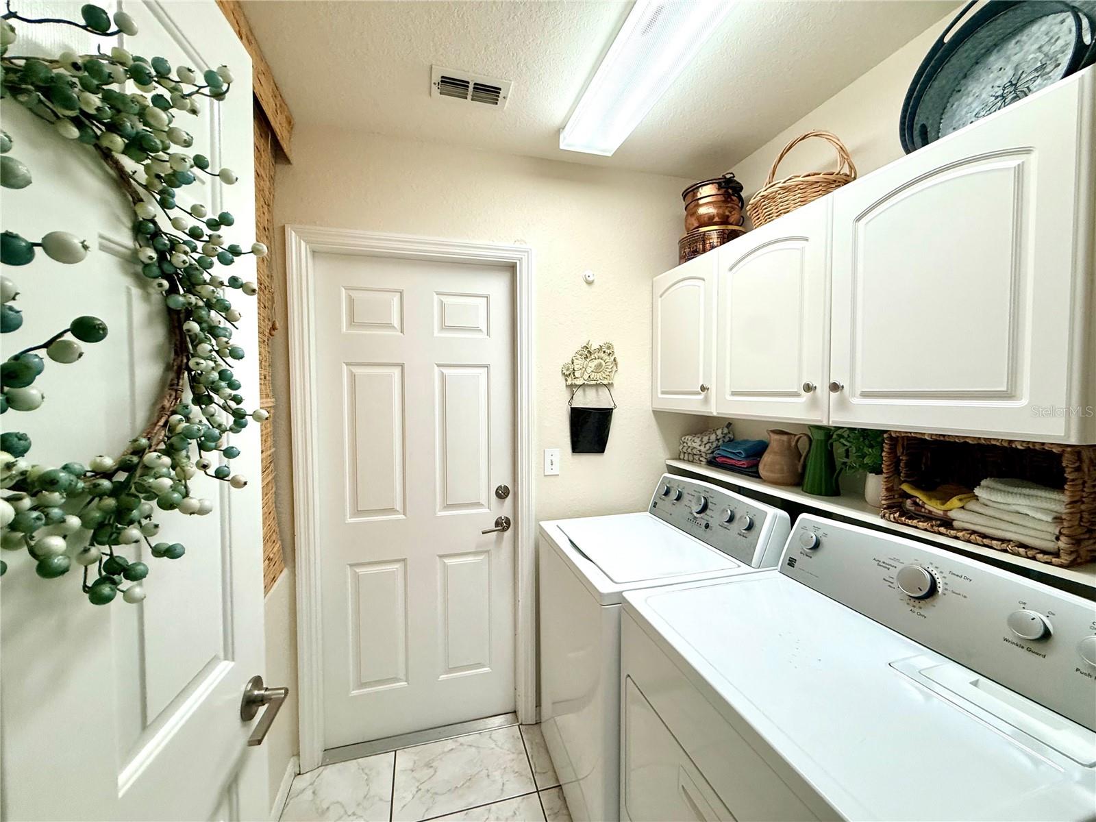 Image 45 of 52 For 14049 112th Circle