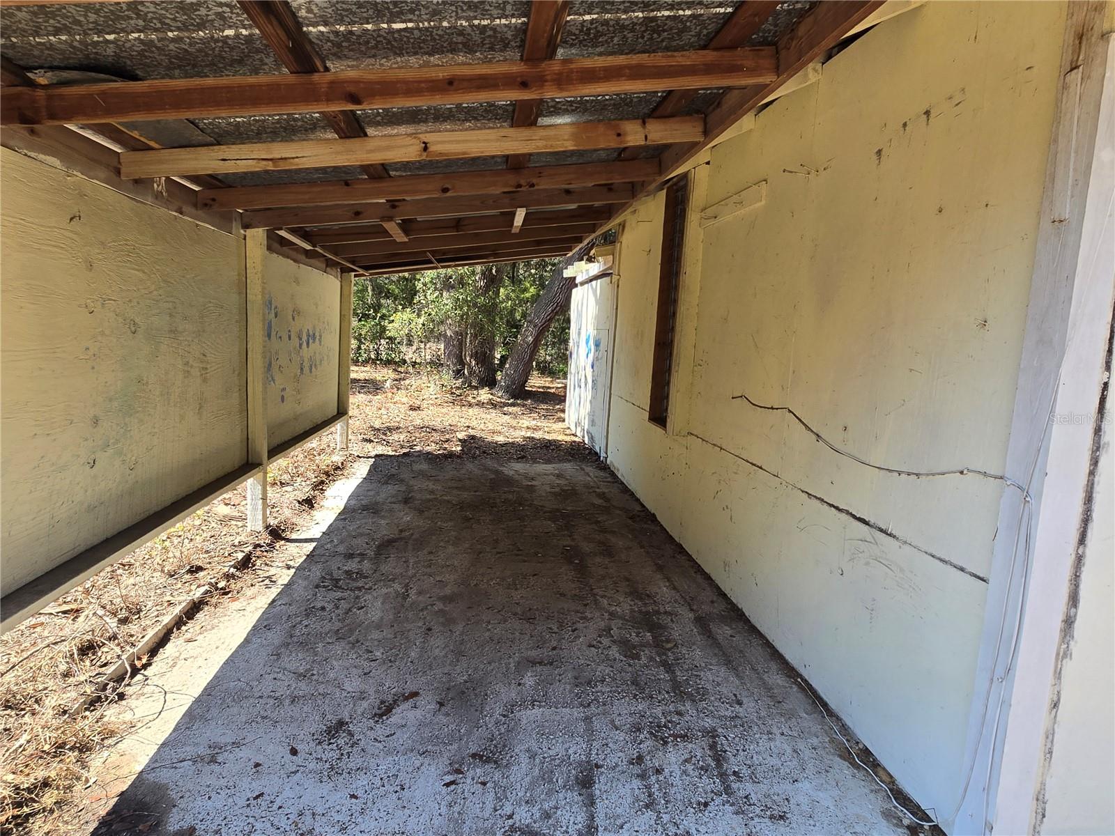 Image 22 of 25 For 8090 Round Lake Loop