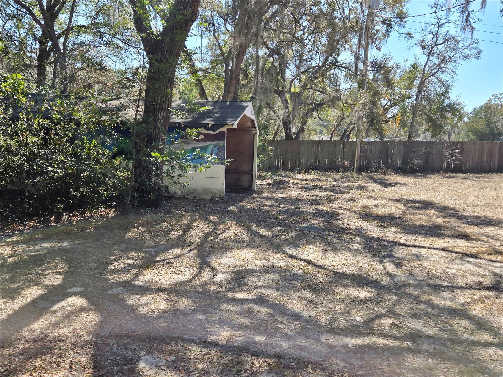 Image 7 of 25 For 8090 Round Lake Loop