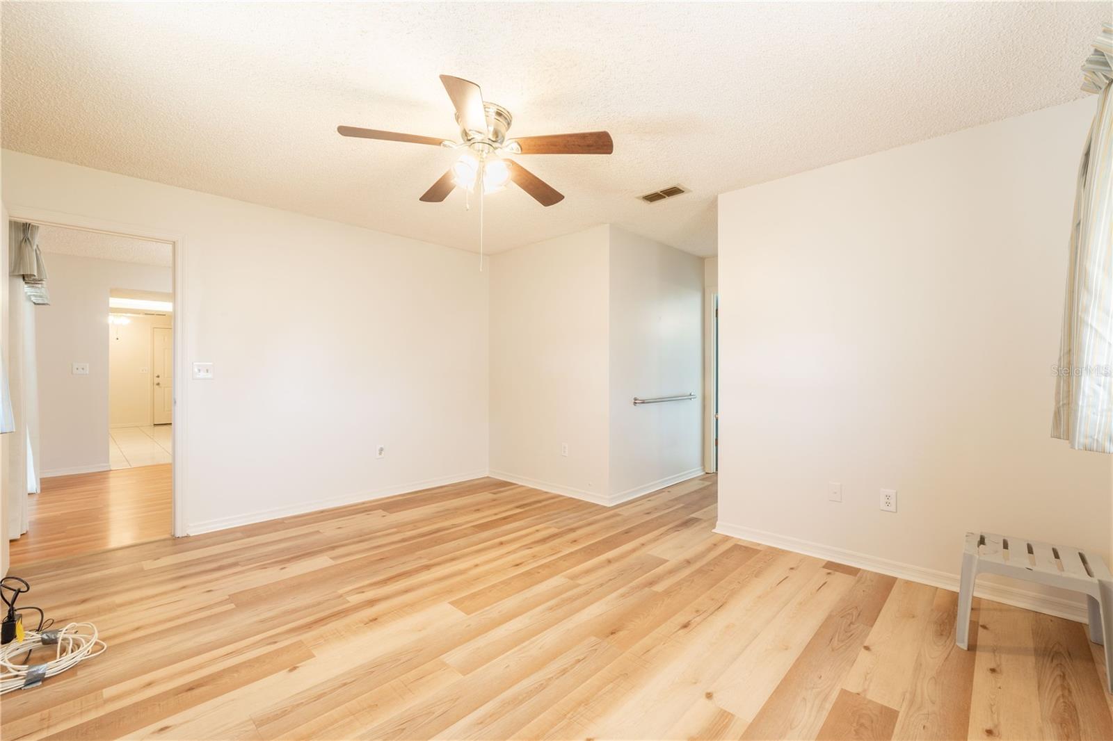 Image 13 of 37 For 10744 62nd Terrace