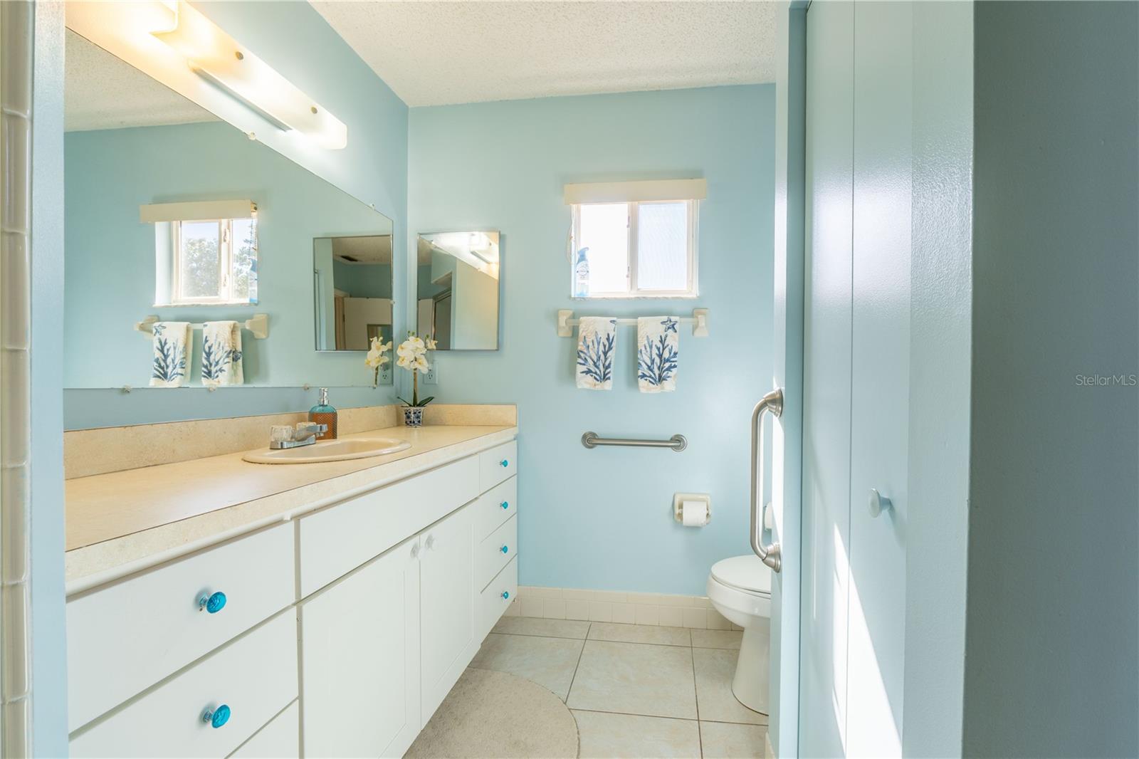 Image 15 of 37 For 10744 62nd Terrace