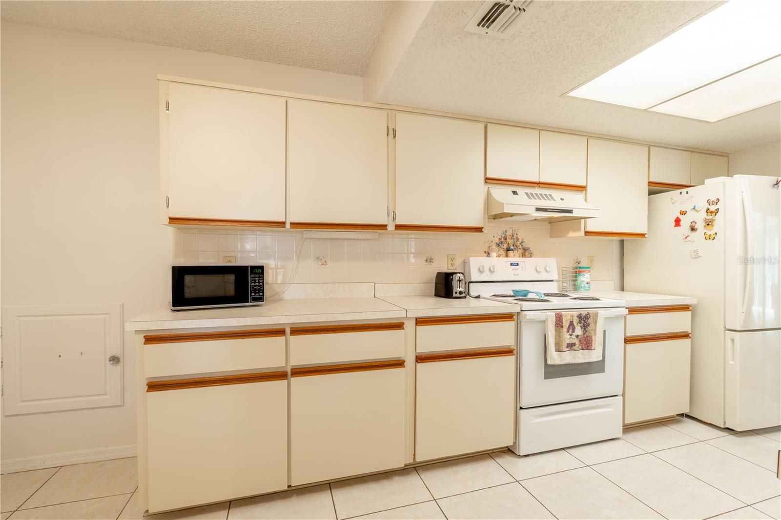 Image 22 of 37 For 10744 62nd Terrace