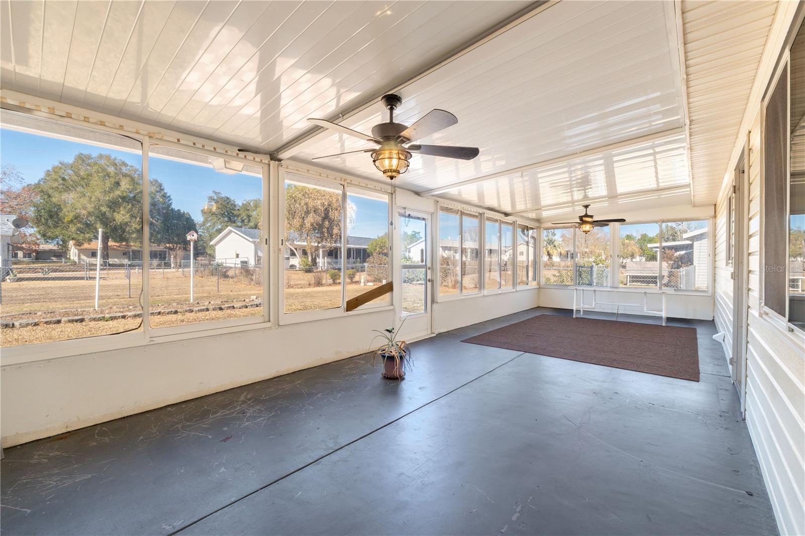 Image 26 of 37 For 10744 62nd Terrace